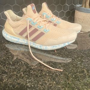 adidas UltraBoost 5.0 DNA